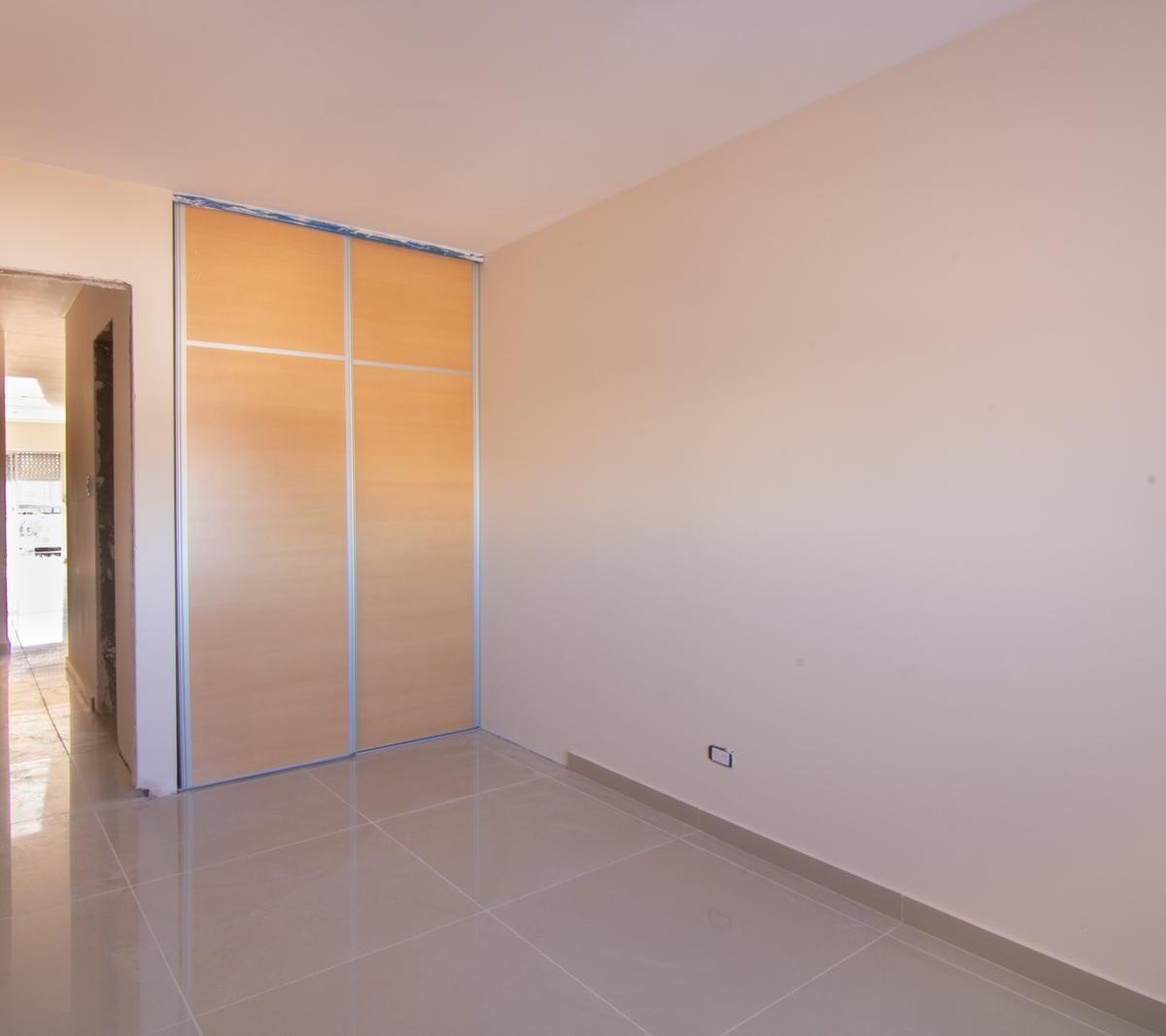 Venta Departamento 2 Dorm. Balcon Lourdes 5