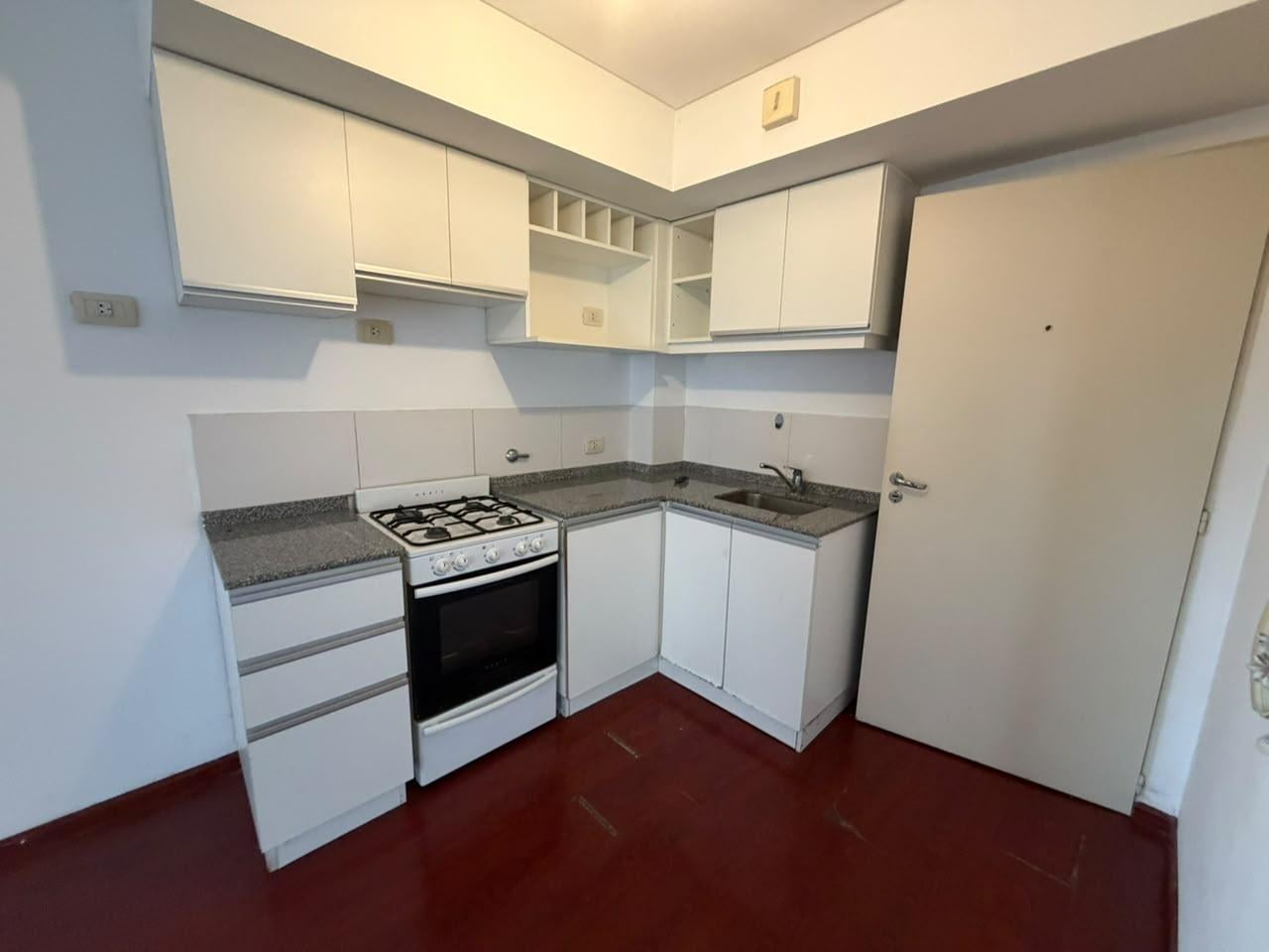 Foto de ALQUILER DEPARTAMENTO MONOAMBIENTE CON BALCON REP. DE LA SEXTA, imagen 4