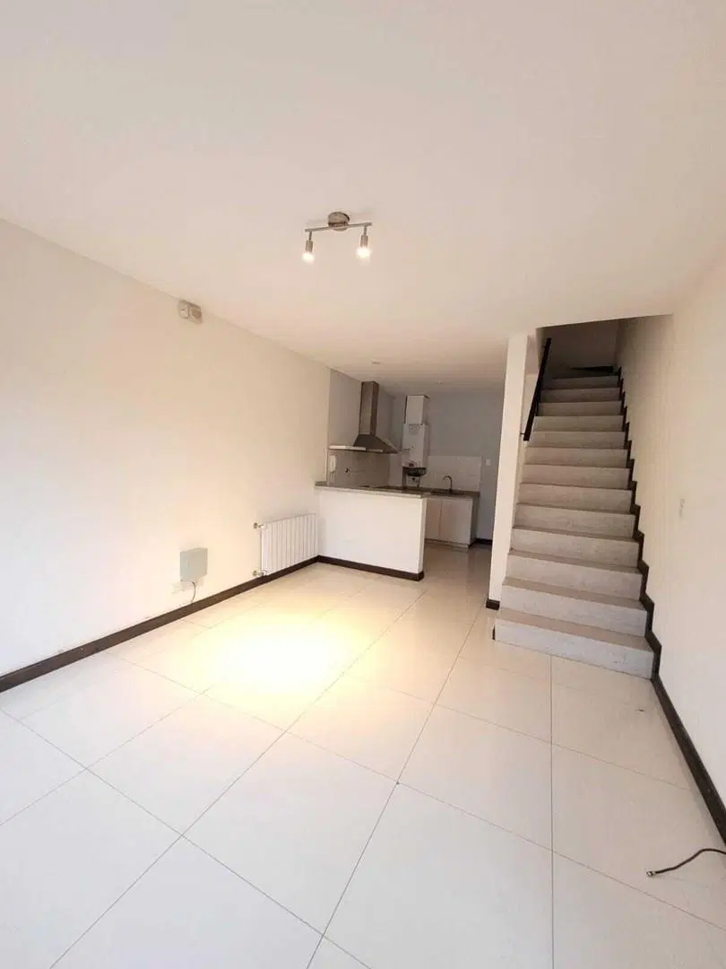 Departamento Dúplex  en Alquiler en Pilar, G.B.A. Zona Norte, Argentina 4