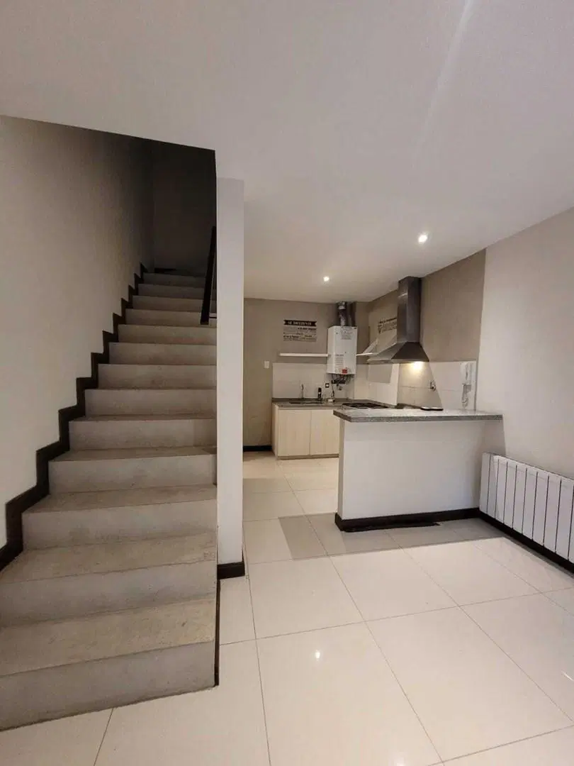Departamento Dúplex  en Alquiler en Pilar, G.B.A. Zona Norte, Argentina 2