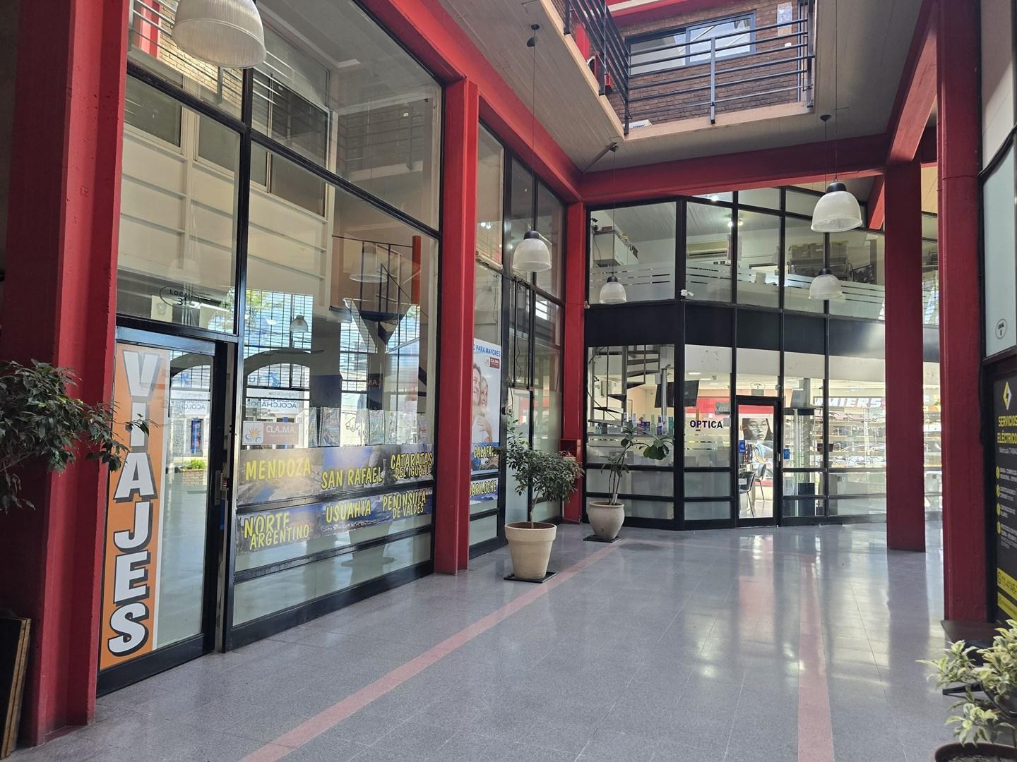 Foto de Oficina y locales en Alquiler en Pilar, G.B.A. Zona Norte, Argentina, imagen 1