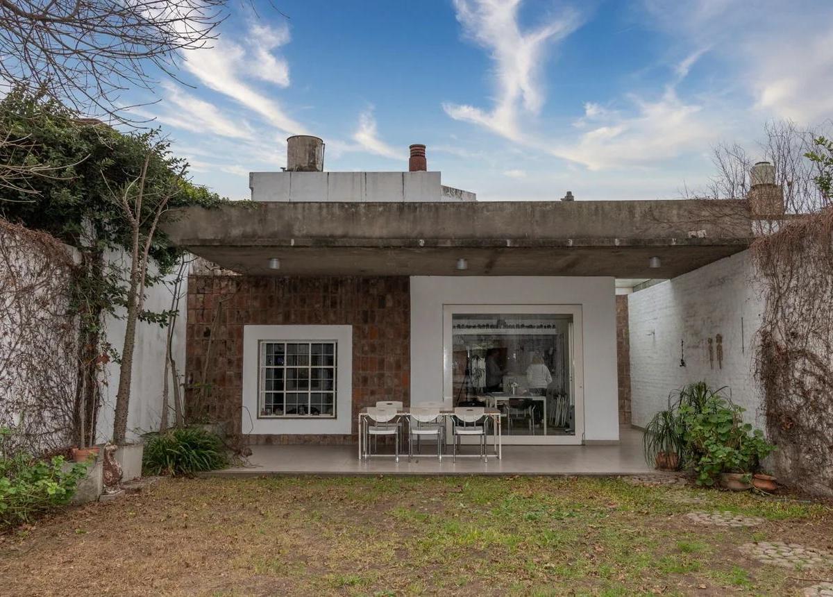 Casa en Venta Tres Dorm. Zona Parque Casado 5