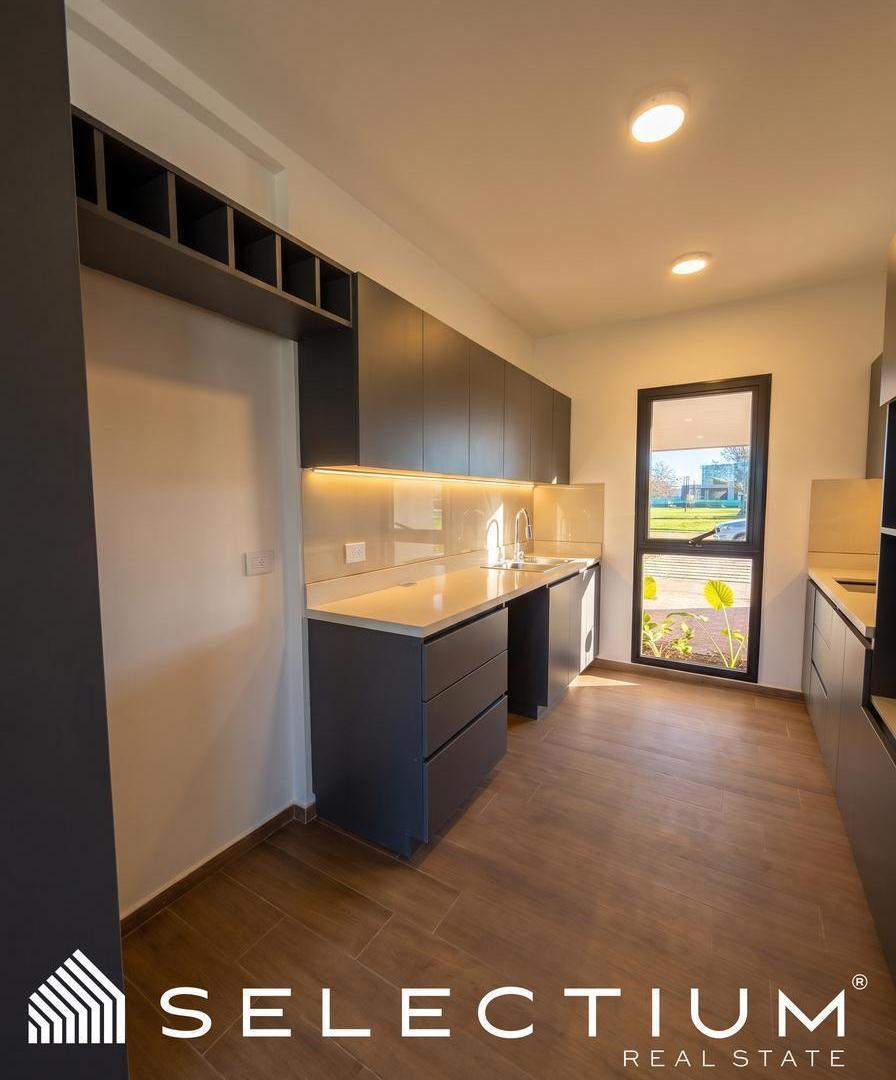 Foto de Casa a Estrenar en Siete Soles | 3 Dormitorios | 240 m² sobre Lote de, imagen 3