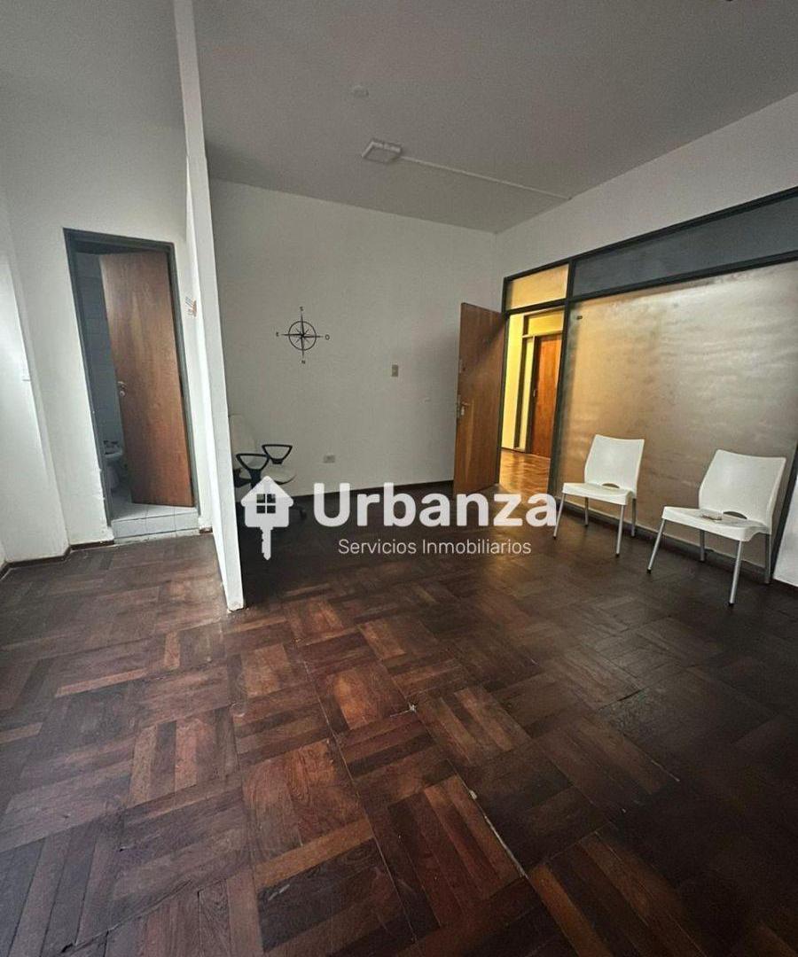 Foto de Oficina en Galería Pasaje Muñoz, peatonal de Córdoba, imagen 3