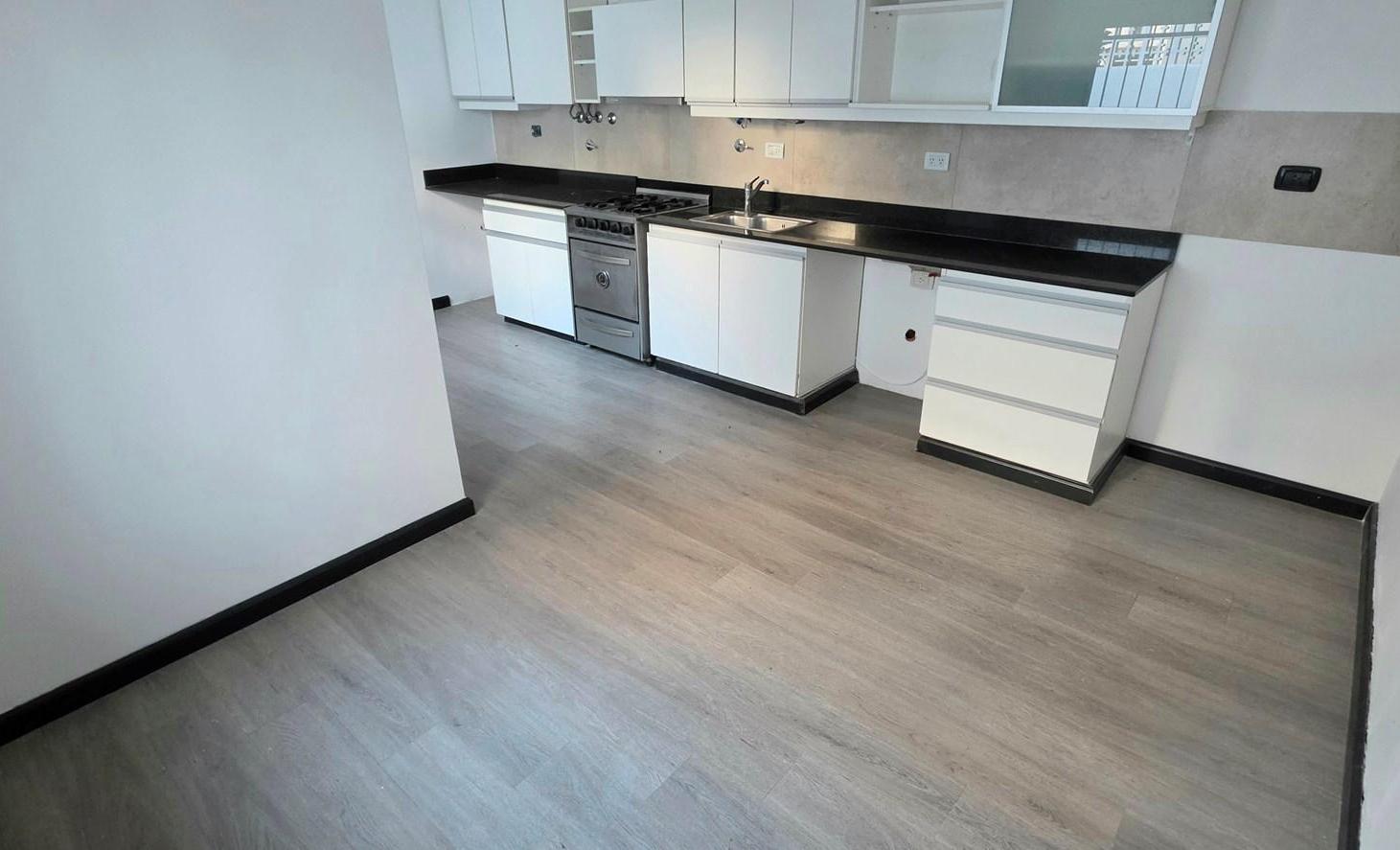 Foto de Casa Dúplex en Alquiler en Martínez, San Isidro, G.B.A. Zona Norte, imagen 4
