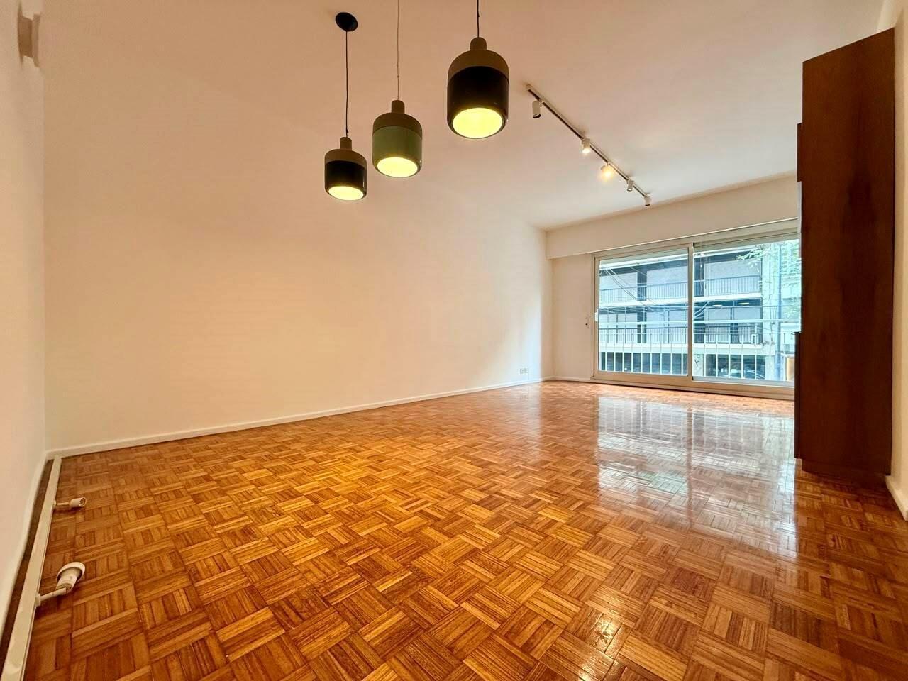 Foto de Departamento 3 ambientes con cochera en Alquiler en el corazón de Las, imagen 3