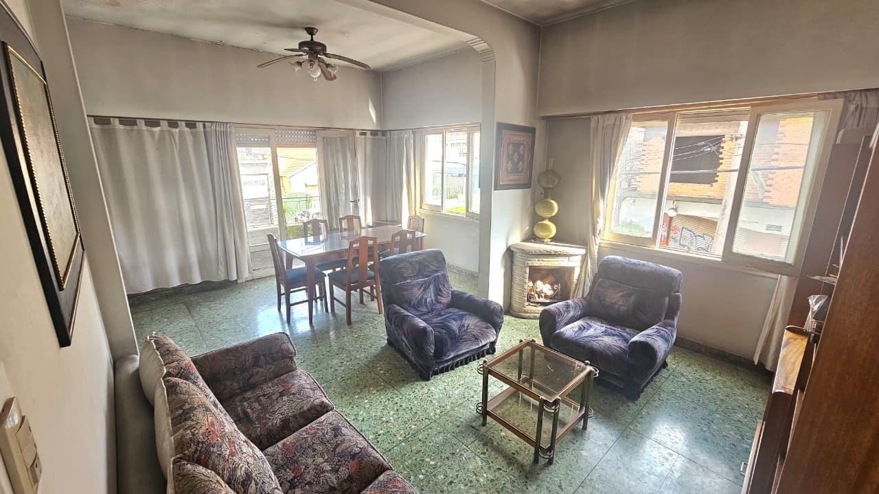 Foto de Departamento PH 4 ambientes con cochera en Venta en San Justo, La Matanza, G.B.A. Zona Oeste, imagen 4