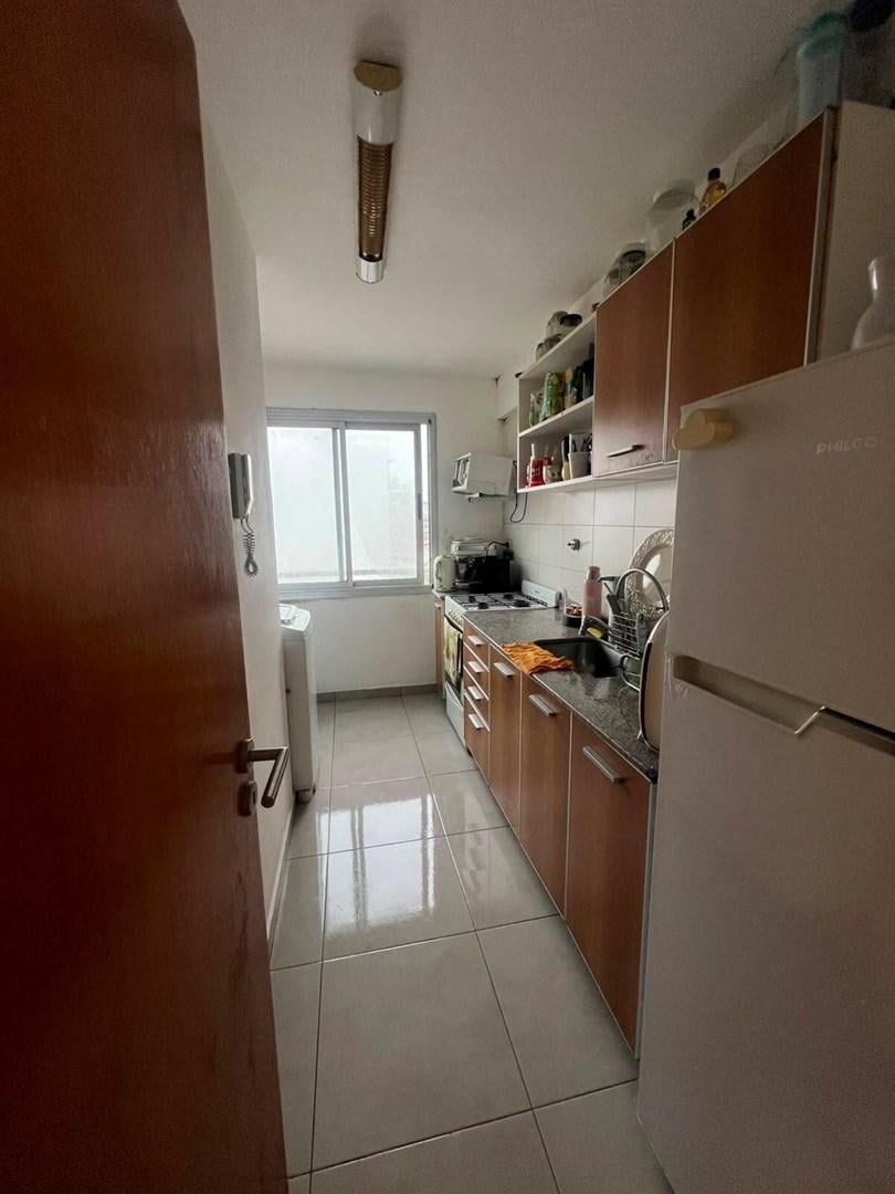Foto de DEPARTAMENTO DOS AMBIENTES CON TERRAZA PROPIA en Venta en Flores, imagen 5