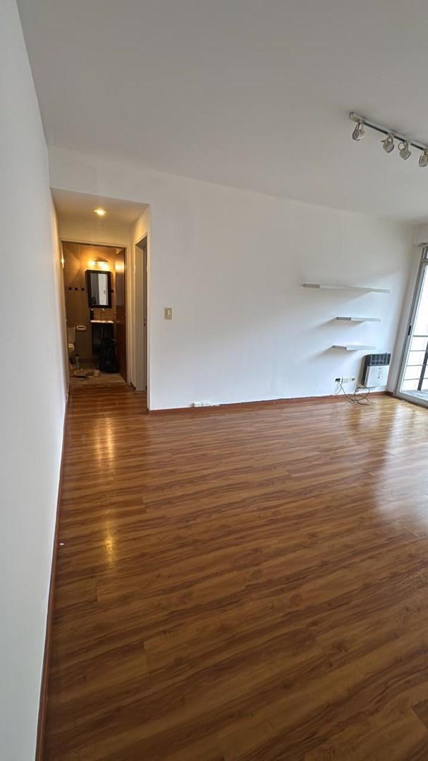 Foto de Departamento 2 ambientes con balcón en Alquiler en Villa Crespo, imagen 2