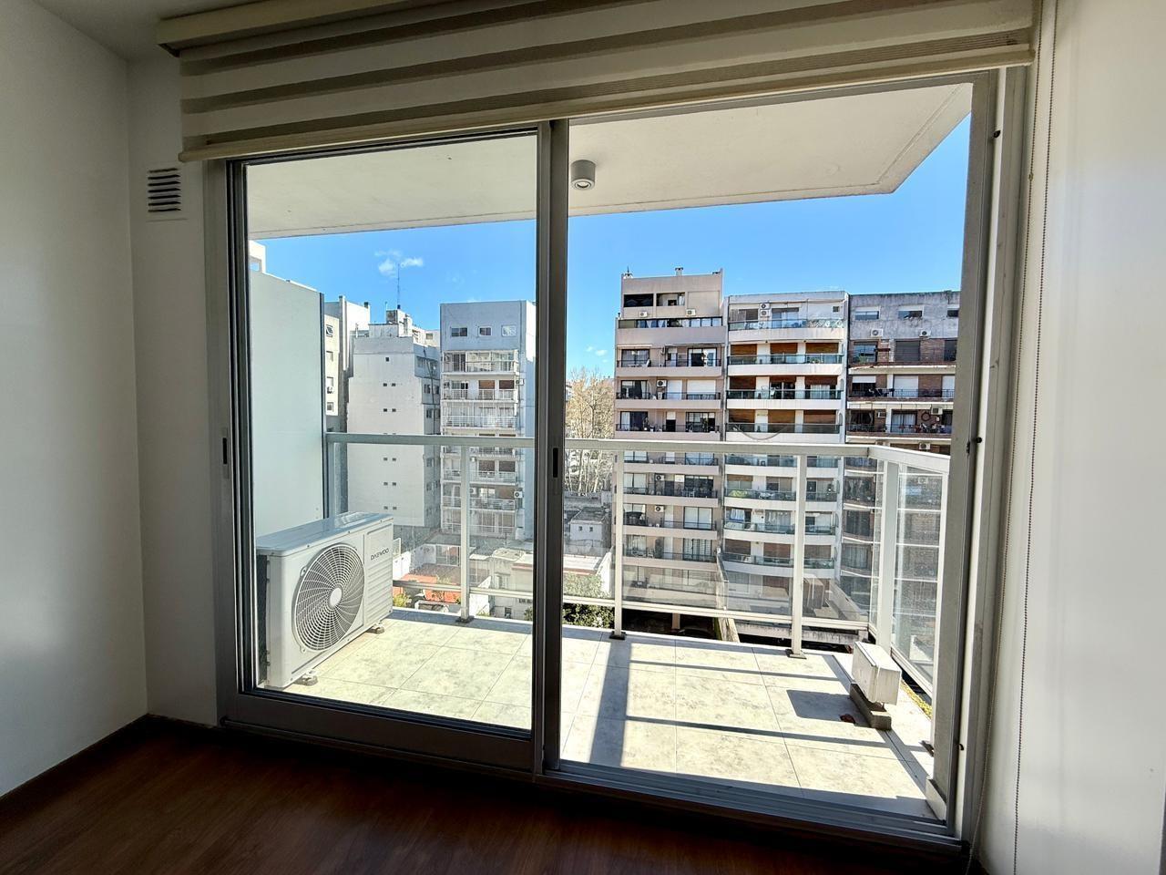 Foto de Departamento 2 ambientes con balcón en Alquiler en Villa Urquiza, imagen 1