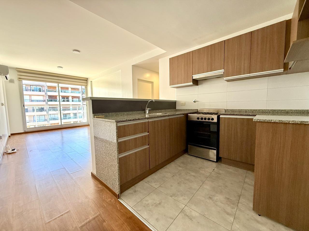 Foto de Departamento 2 ambientes con balcón en Alquiler ubicado en Villa, imagen 1
