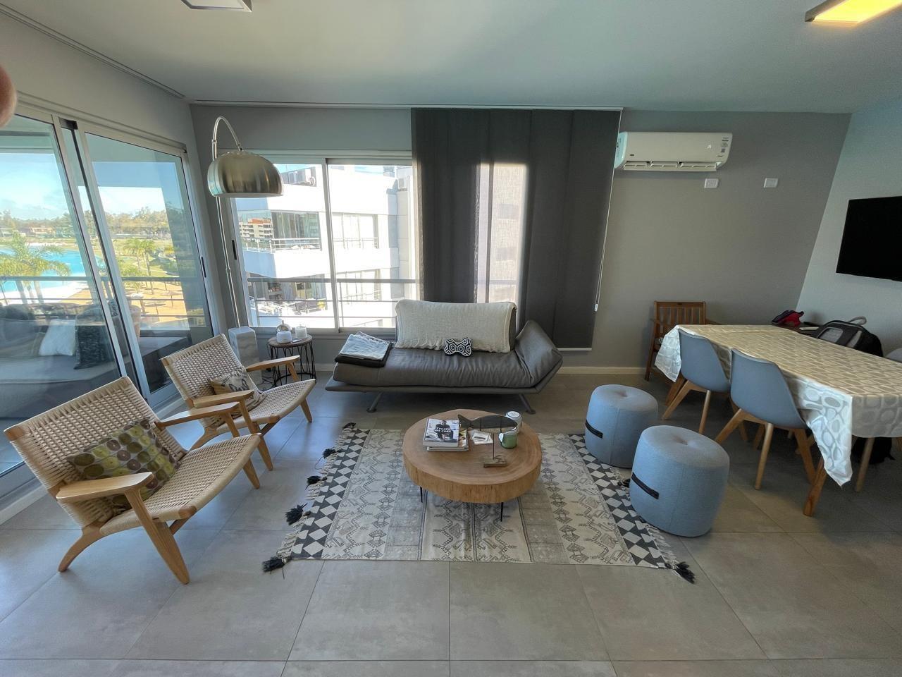 Foto de Departamento 2 ambientes con terraza propia con vista a la Cristal, imagen 4