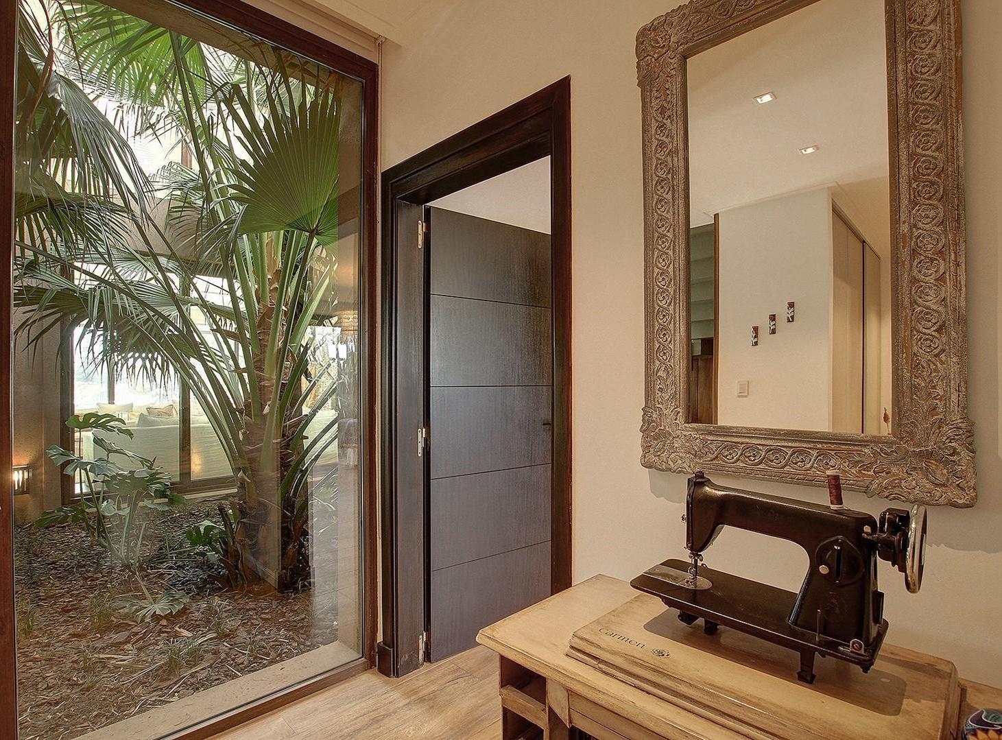 Foto de Casa 8 ambientes con vista al golf en Venta en El Golf, Nordelta, Tigre, imagen 5