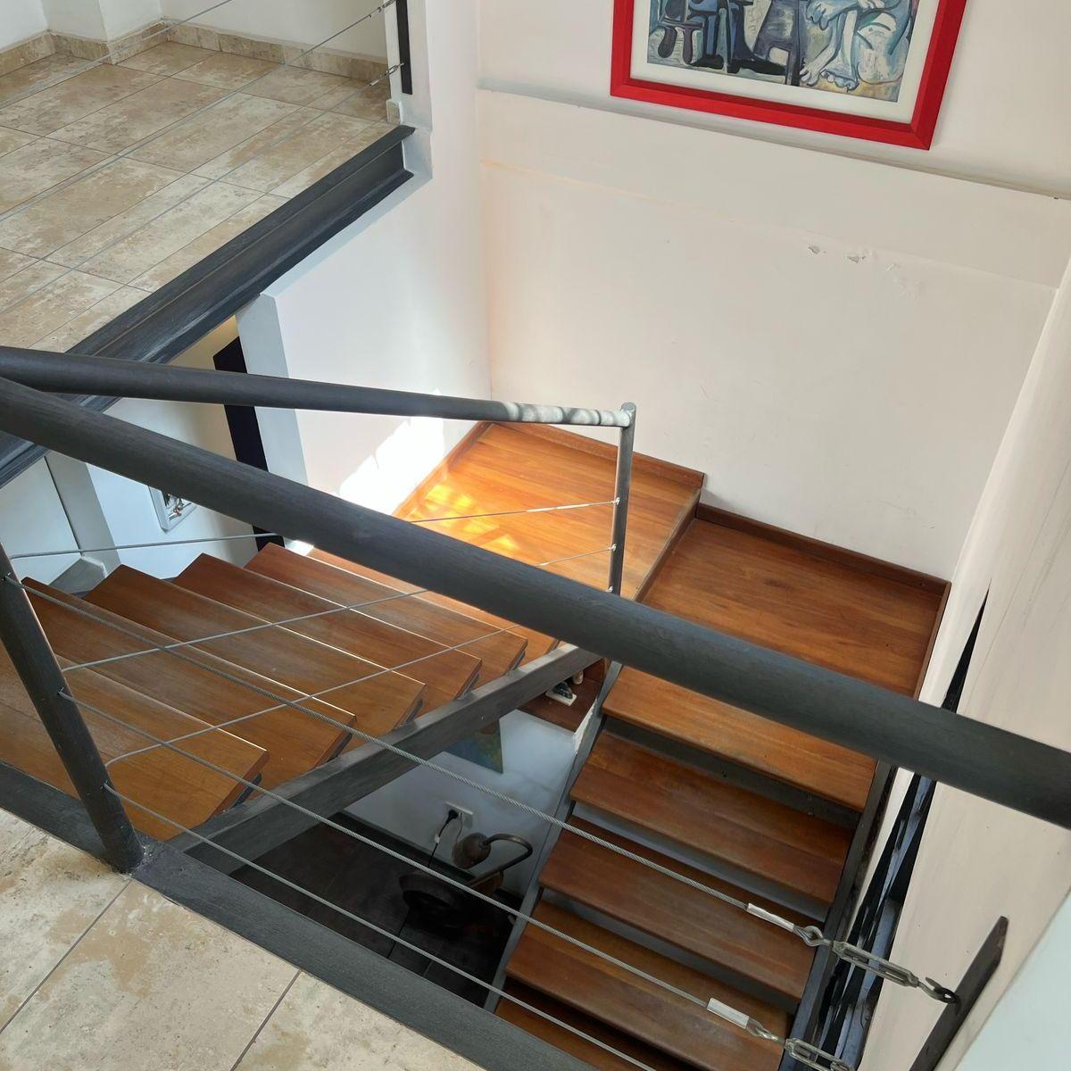 Gran Oportunidad Casa 4 Dorm Barrio Marquez de Sobremonte Refaccionada 5