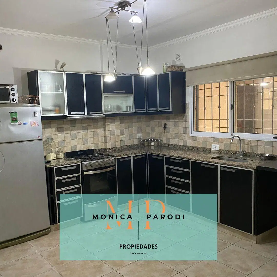 CASA 5 AMBIENTES CON GRAN PARQUE EN VILLA TESEI – HURLINGHAM 3