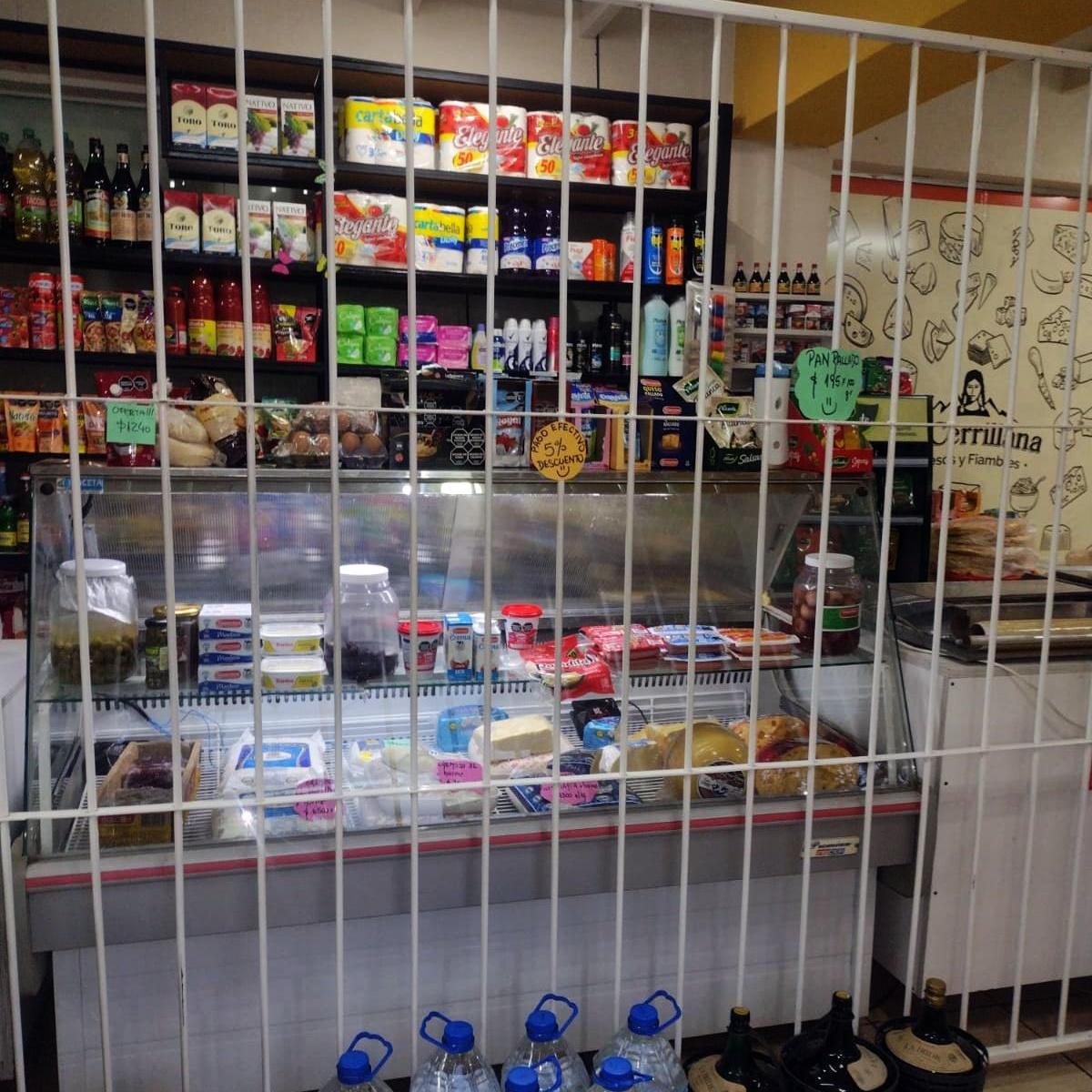 Venta Fondo de Comercio Fiambrería / Almacén 5
