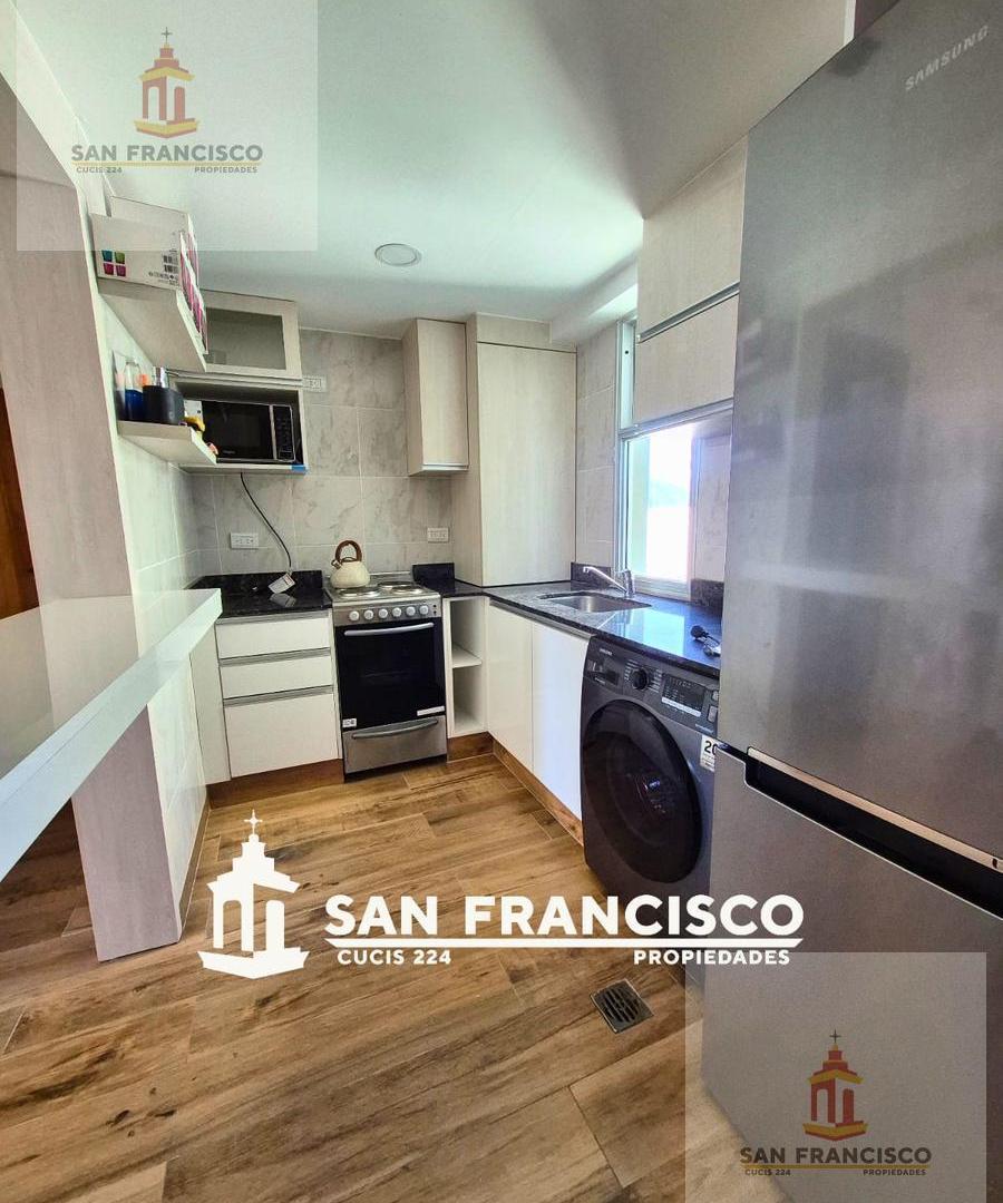 Foto de Departamento en Venta | 12 de Octubre 884, Zona Monumento 20 de Febrero, imagen 3
