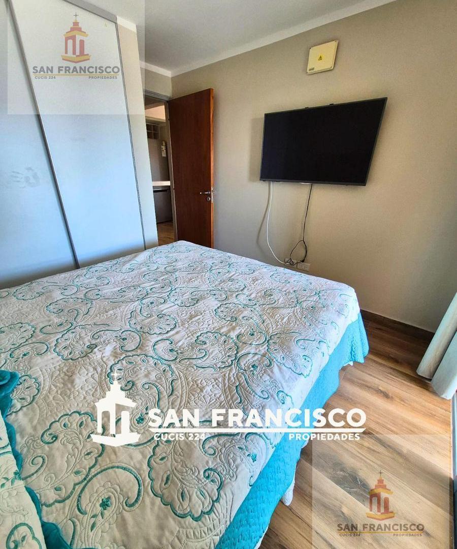 Foto de Departamento en Venta | 12 de Octubre 884, Zona Monumento 20 de Febrero, imagen 4