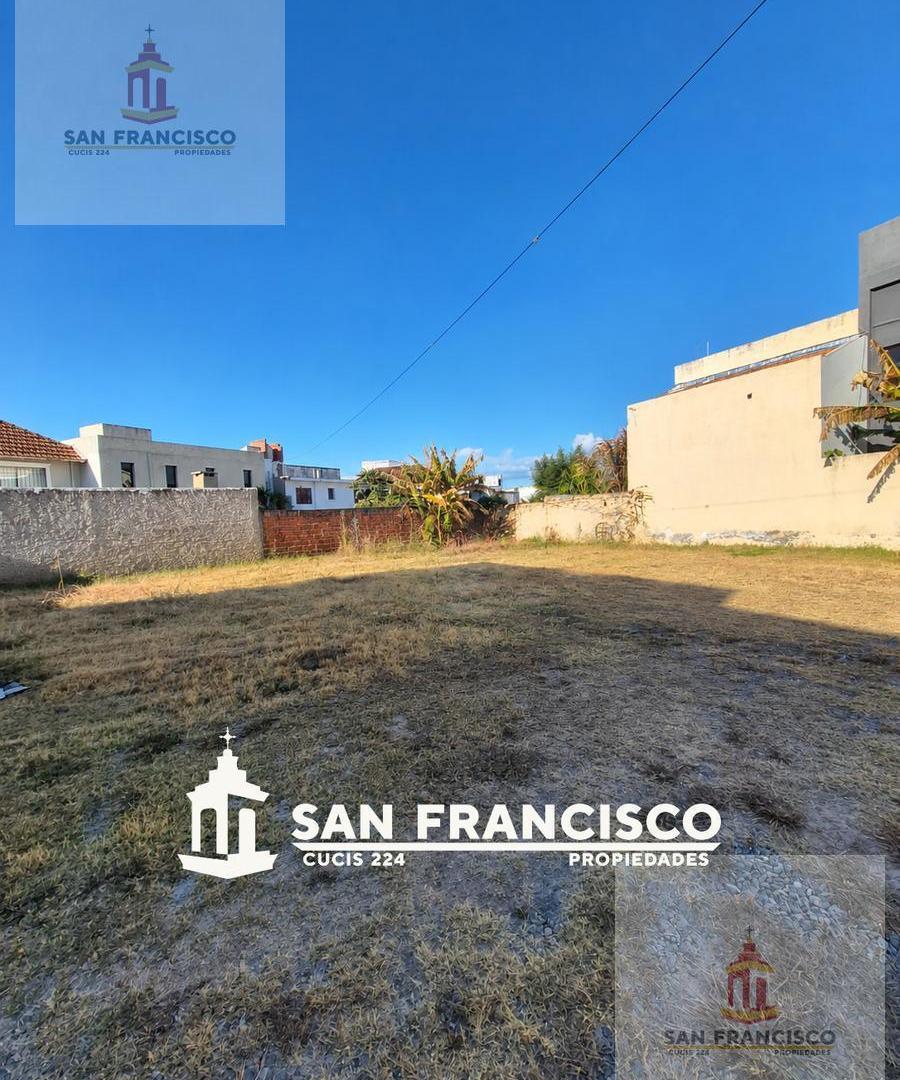 Foto de Terreno en Venta | Grand Bourg, sobre Av. Principal Gral. Savio, imagen 3