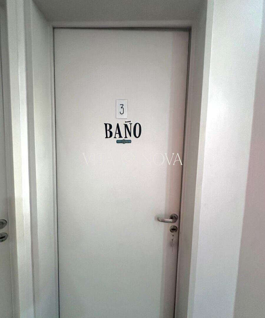 Foto de OFICINA EN VENTA - AV. GENERAL PAZ, imagen 4