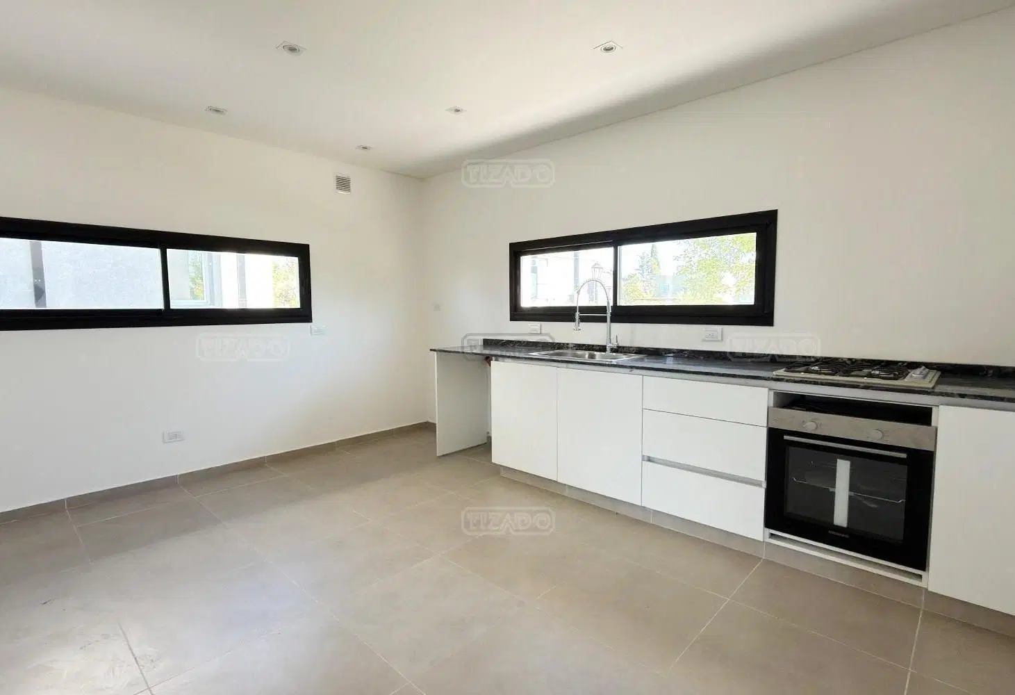 Casa en Venta en Santa Lucia, Pilar del Este, Pilar 5