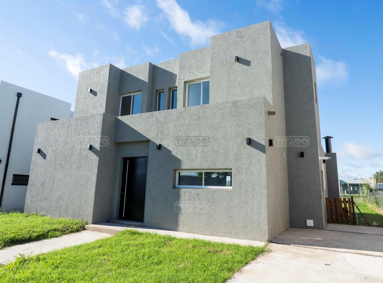 Casa en Venta en Santa Lucia, Pilar del Este, Pilar