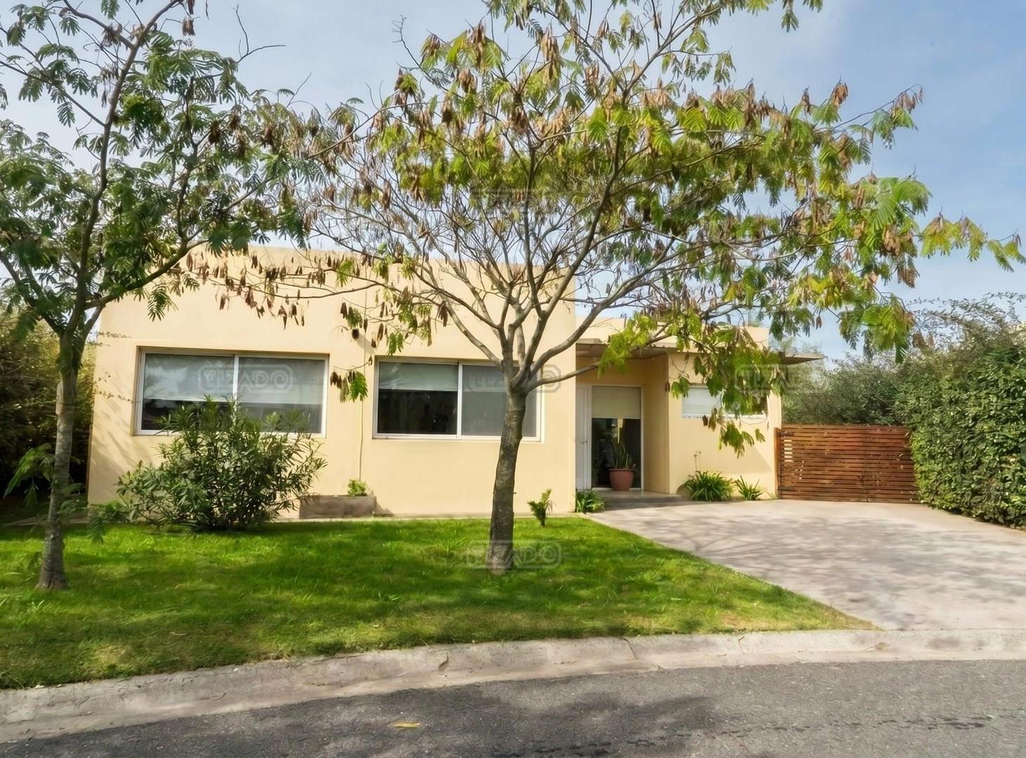 Casa en Venta en San Alfonso, Pilar del Este, Pilar