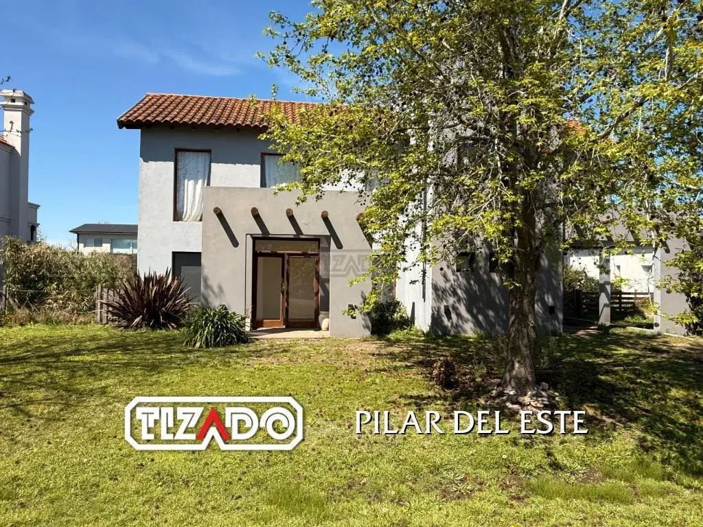 Casa en Venta en Los Jazmines Pilar del Este 4 Dormitorios Apto Crédito 2