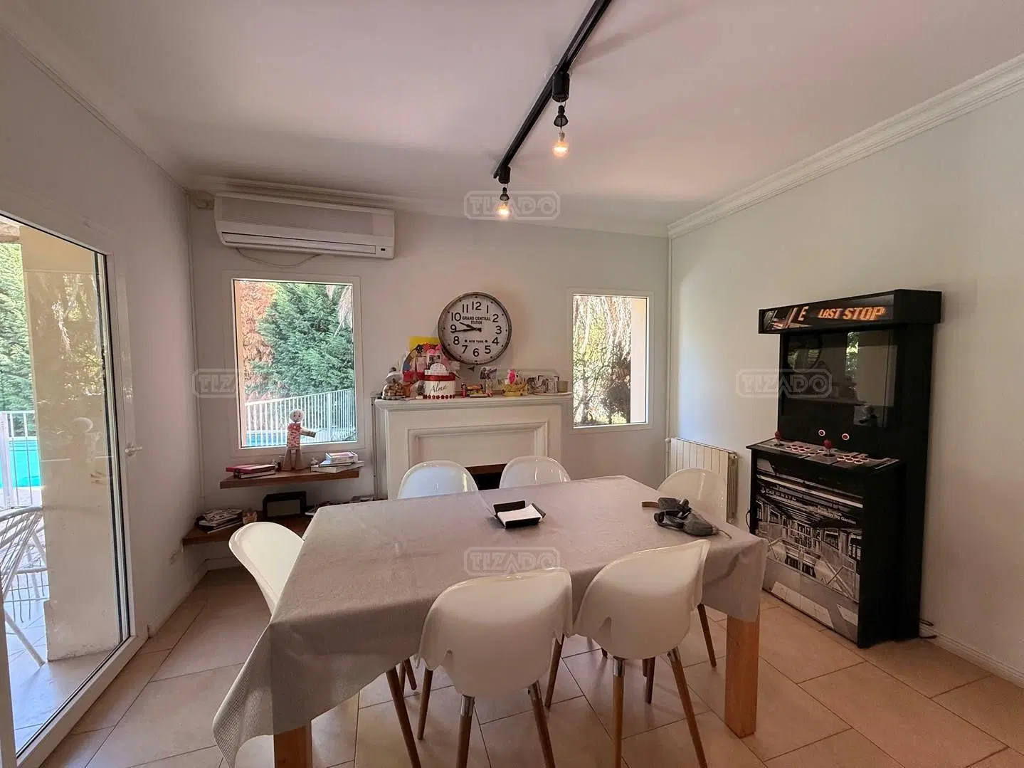 Casa en Venta en Los Jazmines, Pilar del Este, Pilar 5
