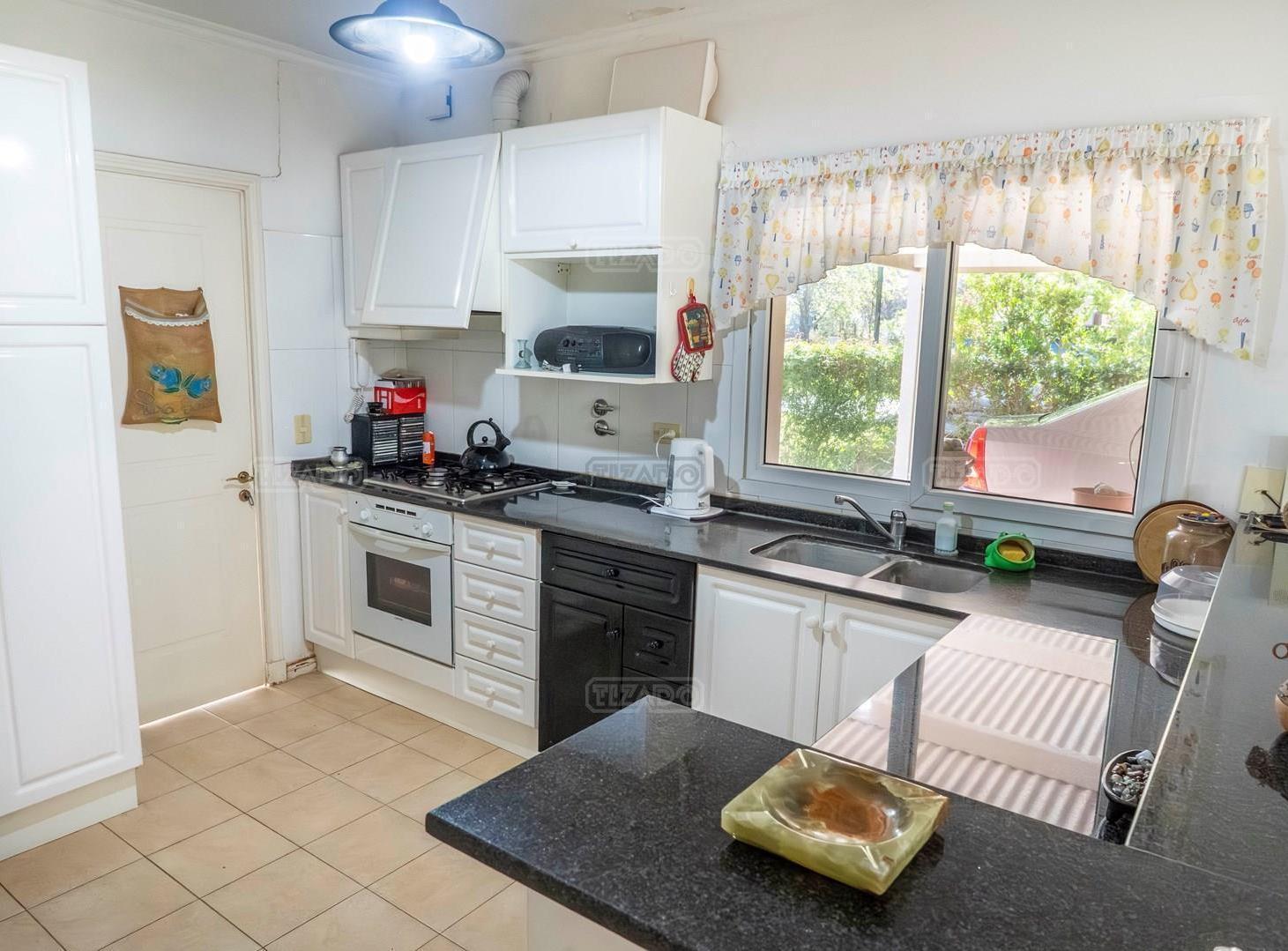 Foto de Casa en Venta Los Jazmines Pilar del Este con Pileta Apto Crédito, imagen 2