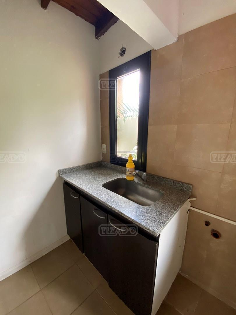 Foto de Casa en una planta con pileta en San Alfonso, imagen 4