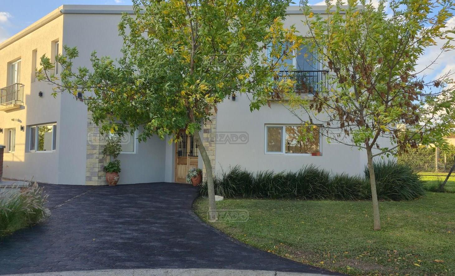 Casa  en Venta en Santa Elena, Pilar del Este, Pilar