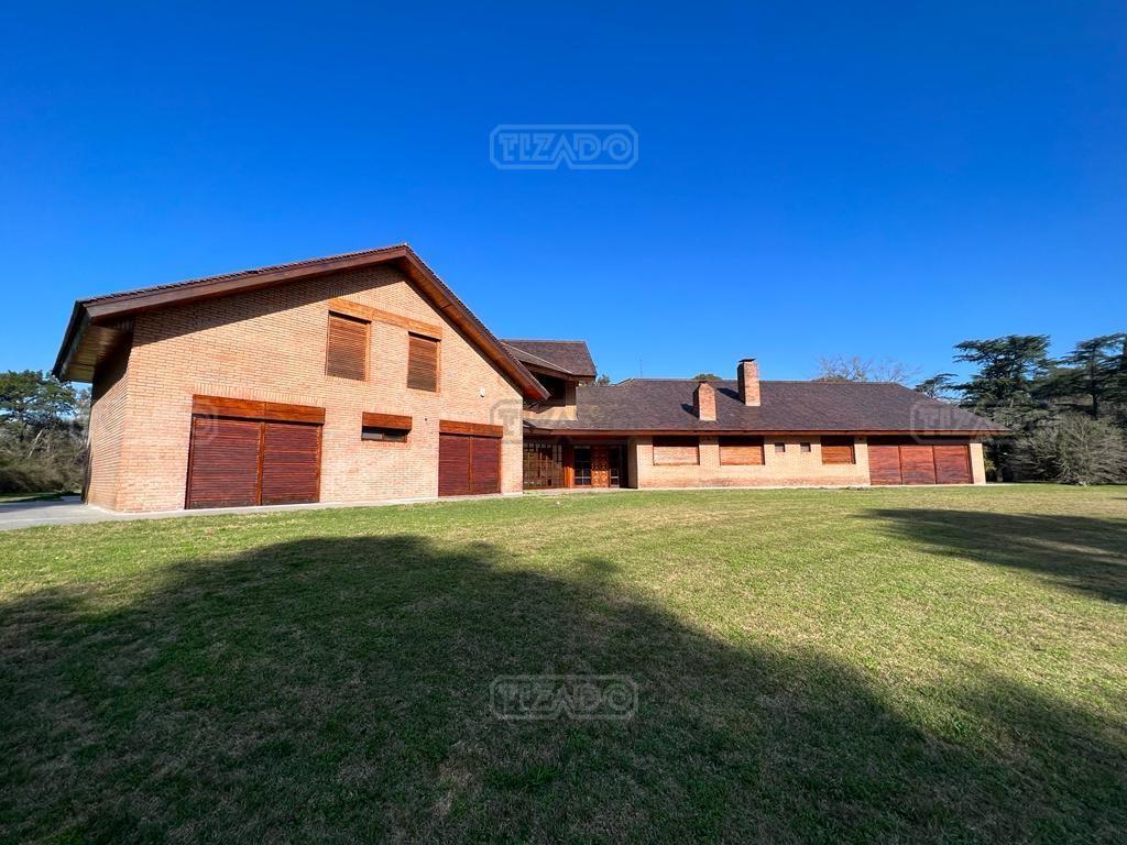 Foto de Propiedad en venta en Pilar del Este con casco y lote, imagen 1