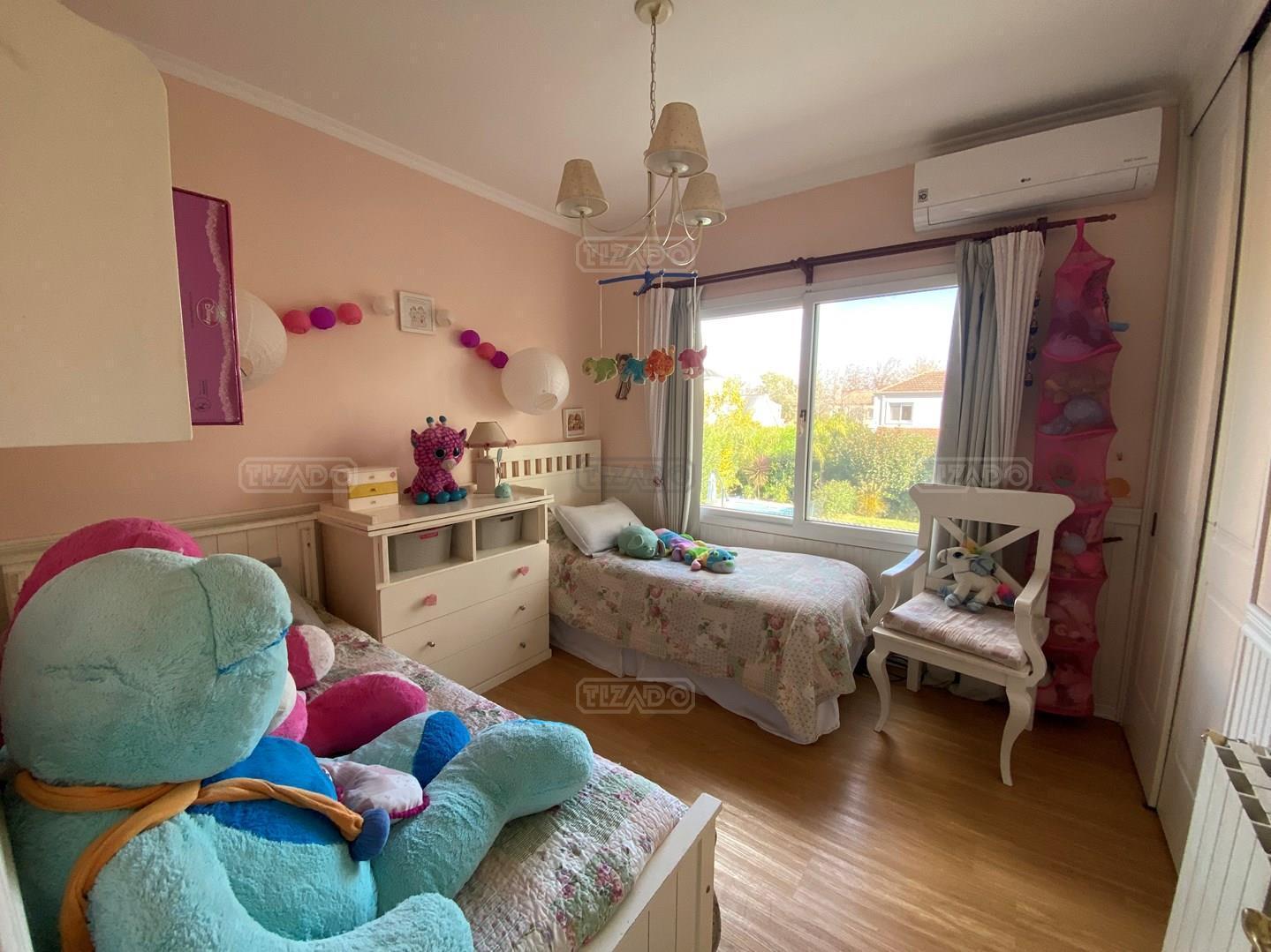 Foto de Casa 4 dorm con pileta en Los Jazmines Pilar del Este, imagen 5