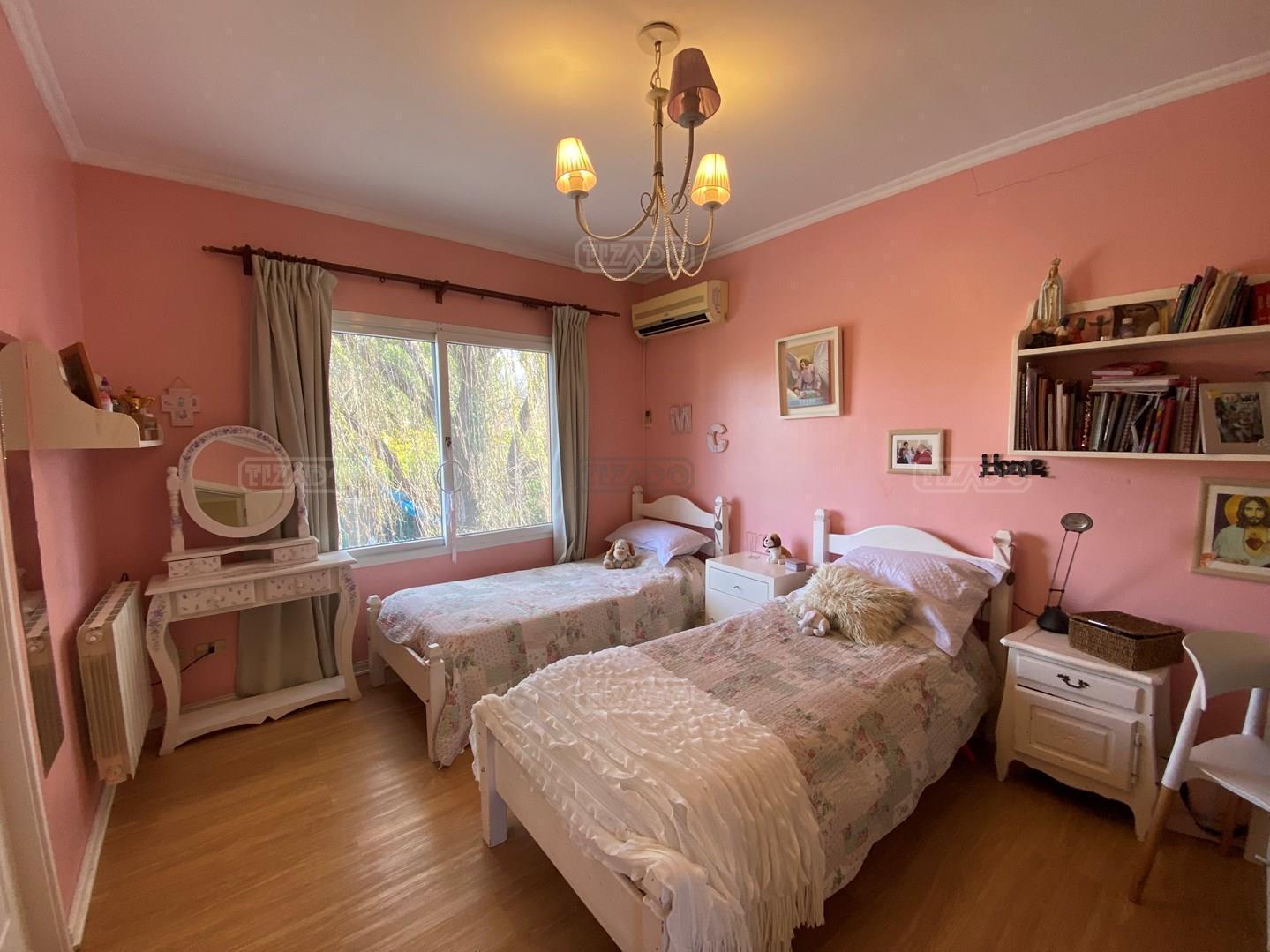 Foto de Casa 4 dorm con pileta en Los Jazmines Pilar del Este, imagen 3