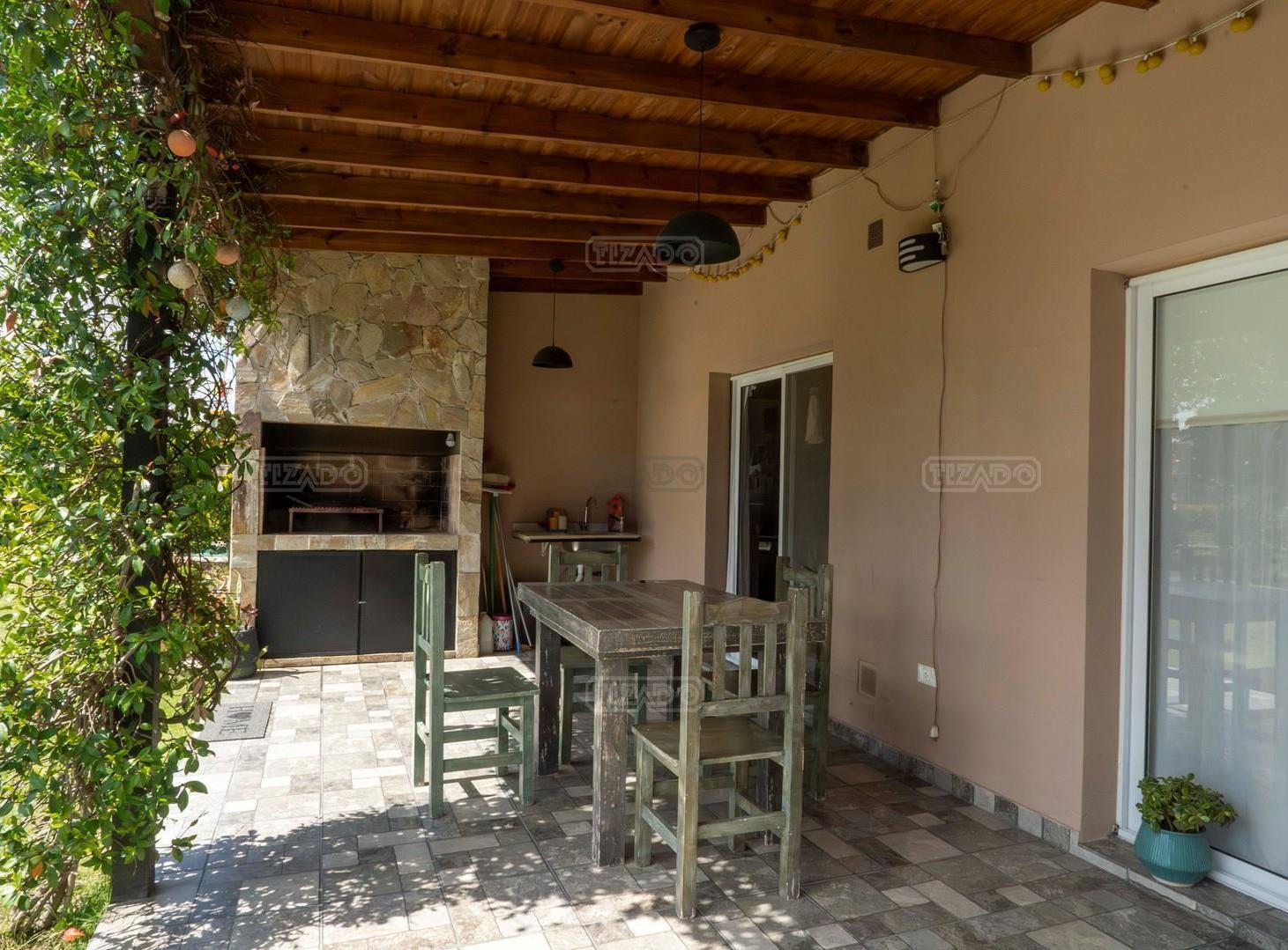 Foto de Casa en Venta en San Eduardo Pilar del Este 2 Dormitorios, imagen 1
