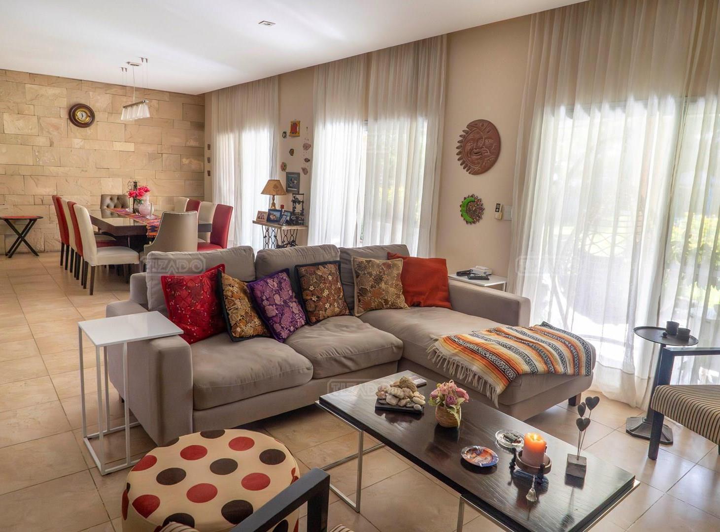 Foto de Casa en Venta en Los Jazmines, Pilar del Este, Pilar, imagen 4