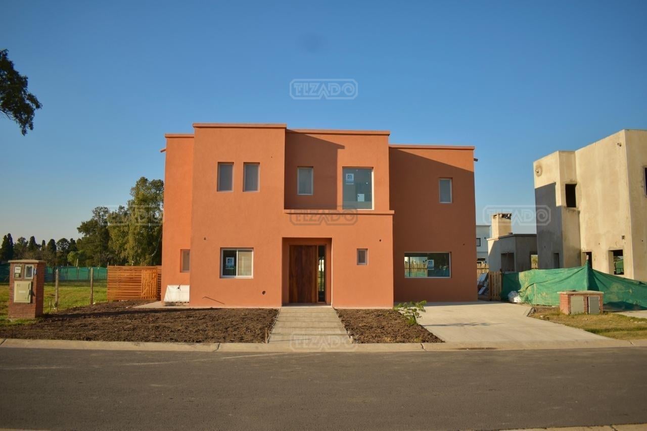 Casa en Venta en Santa Sofía, Pilar del Este, Pilar