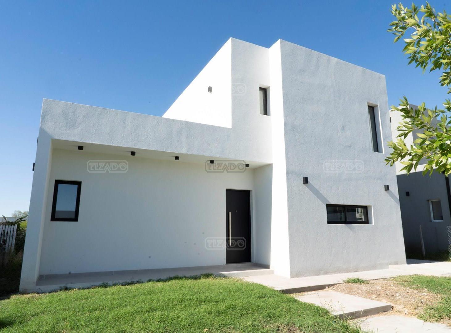 Foto de Casa en Venta en Santa Lucia, Pilar del Este, Pilar, imagen 2