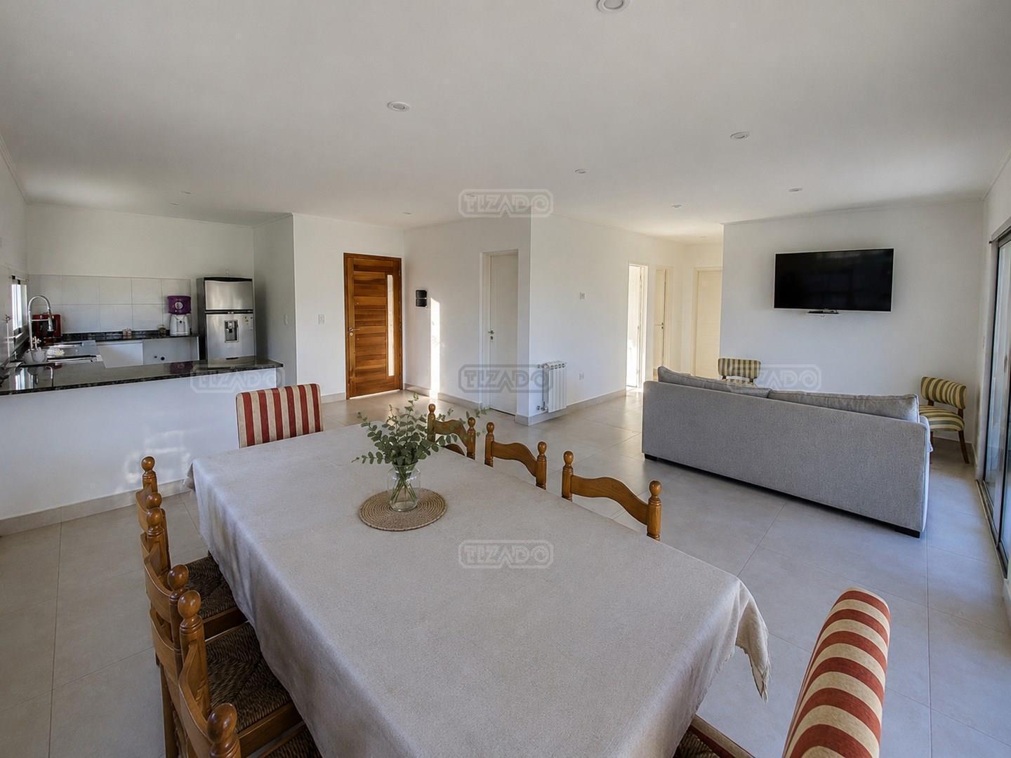Casa en Venta en Santa Elena Pilar del Este, Pilar 3 Dormitorios