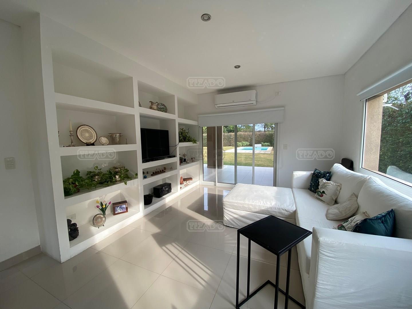 Foto de Casa 5 amb con pileta en Los Jazmines Pilar del Este, imagen 5