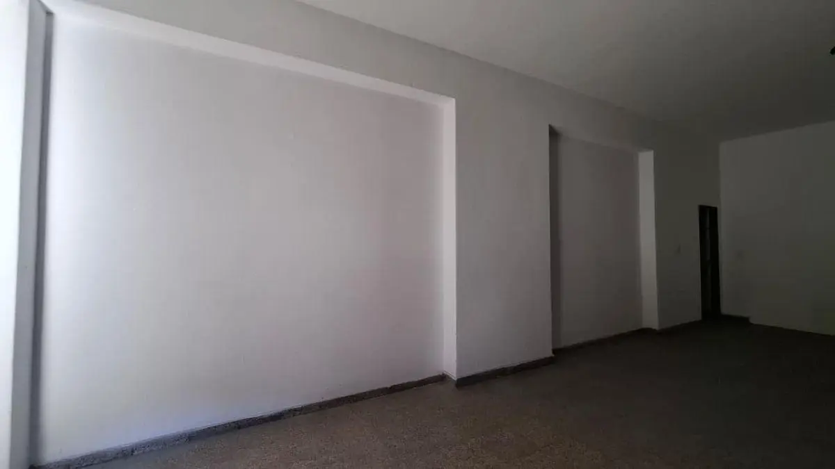 Se alquila Local Comercial Esquina en zona centrica, Cordoba Capital 5