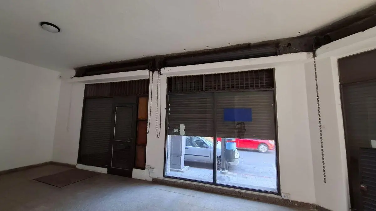 Se alquila Local Comercial Esquina en zona centrica, Cordoba Capital 4