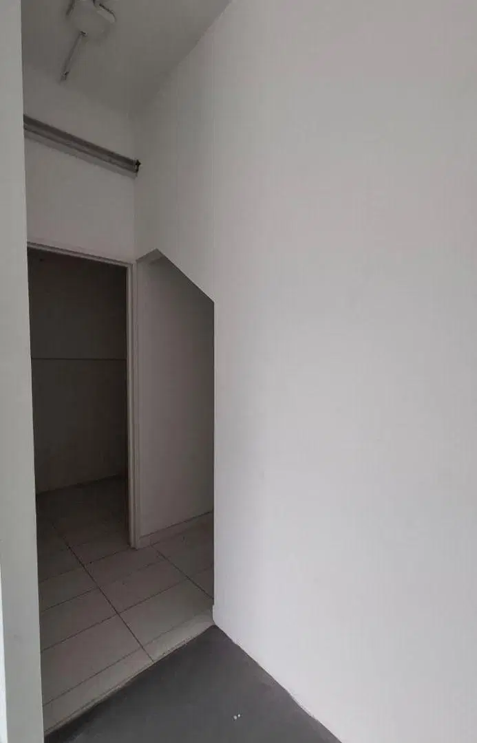 ¡Excelente Local Comercial en Esquina Estratégica! 4