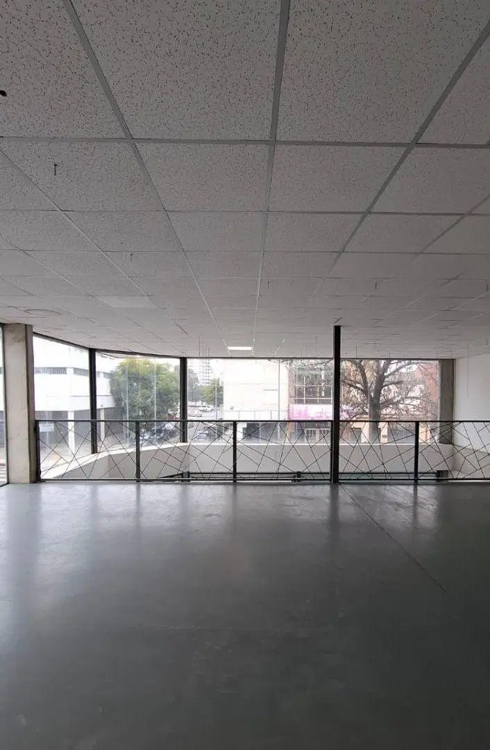 ¡Excelente Local Comercial en Esquina Estratégica! 2
