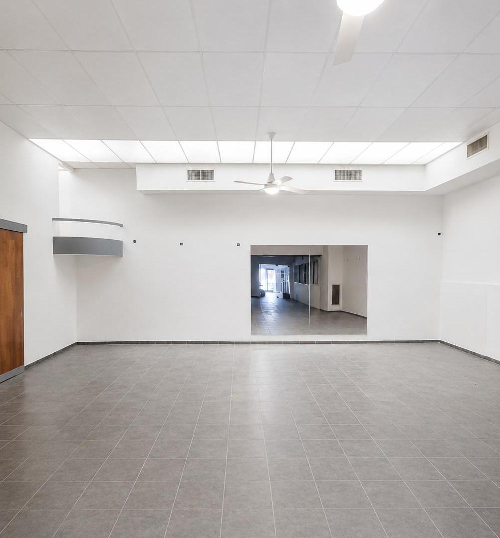 Foto de Propiedad Comercial en Alquiler en el Corazón de Zona Norte! – Av, imagen 2