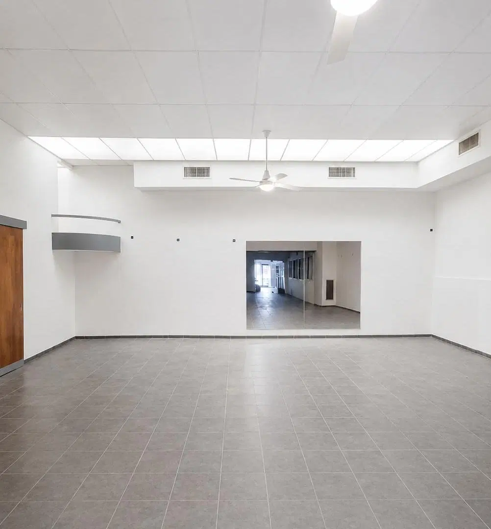 Propiedad Comercial en Alquiler – Av. Rafael Nuñez 3808 2