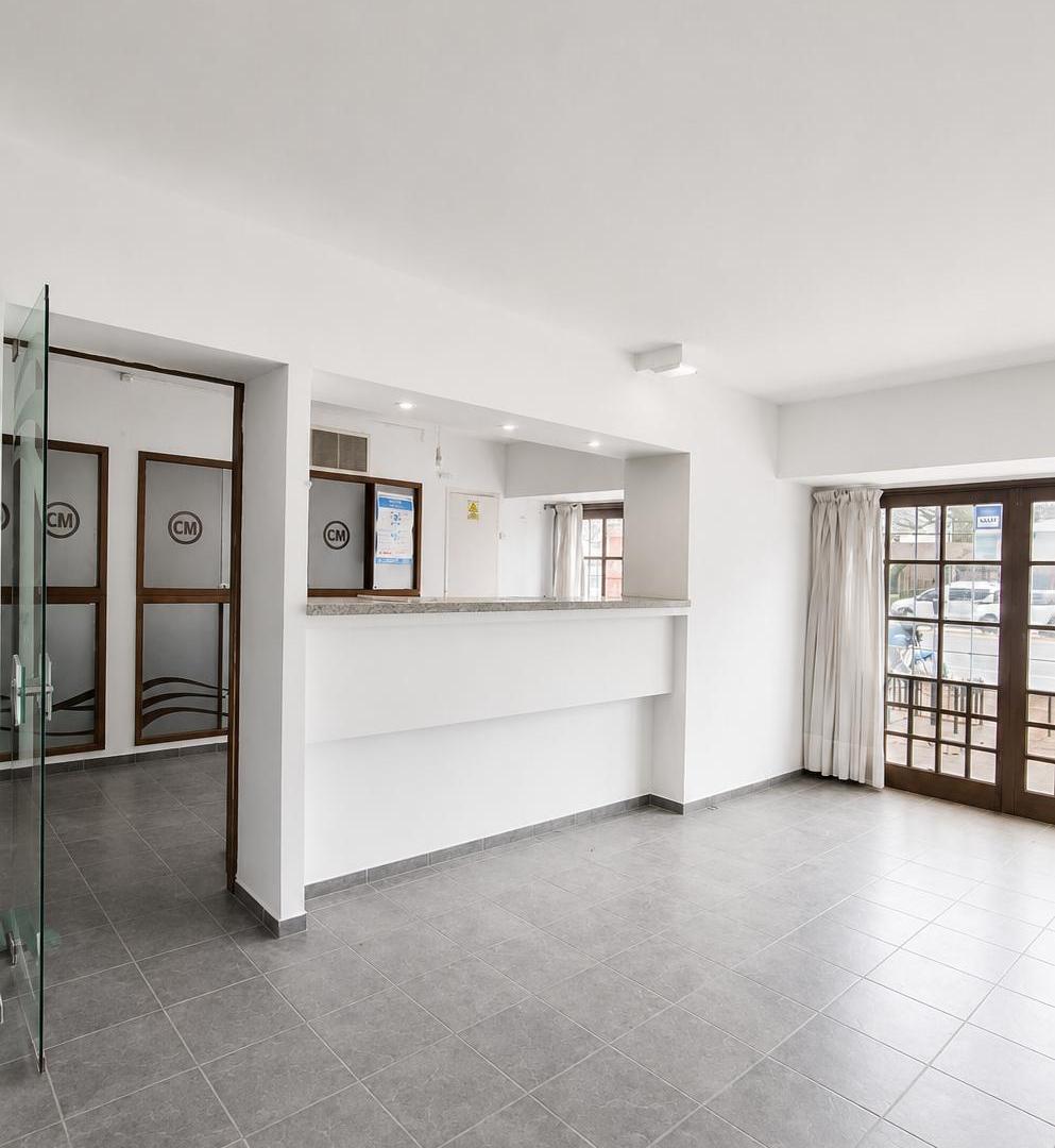 Foto de Propiedad Comercial en Alquiler en el Corazón de Zona Norte! – Av, imagen 3