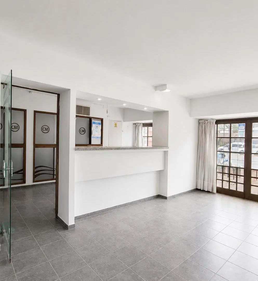 Propiedad Comercial en Alquiler – Av. Rafael Nuñez 3808 3