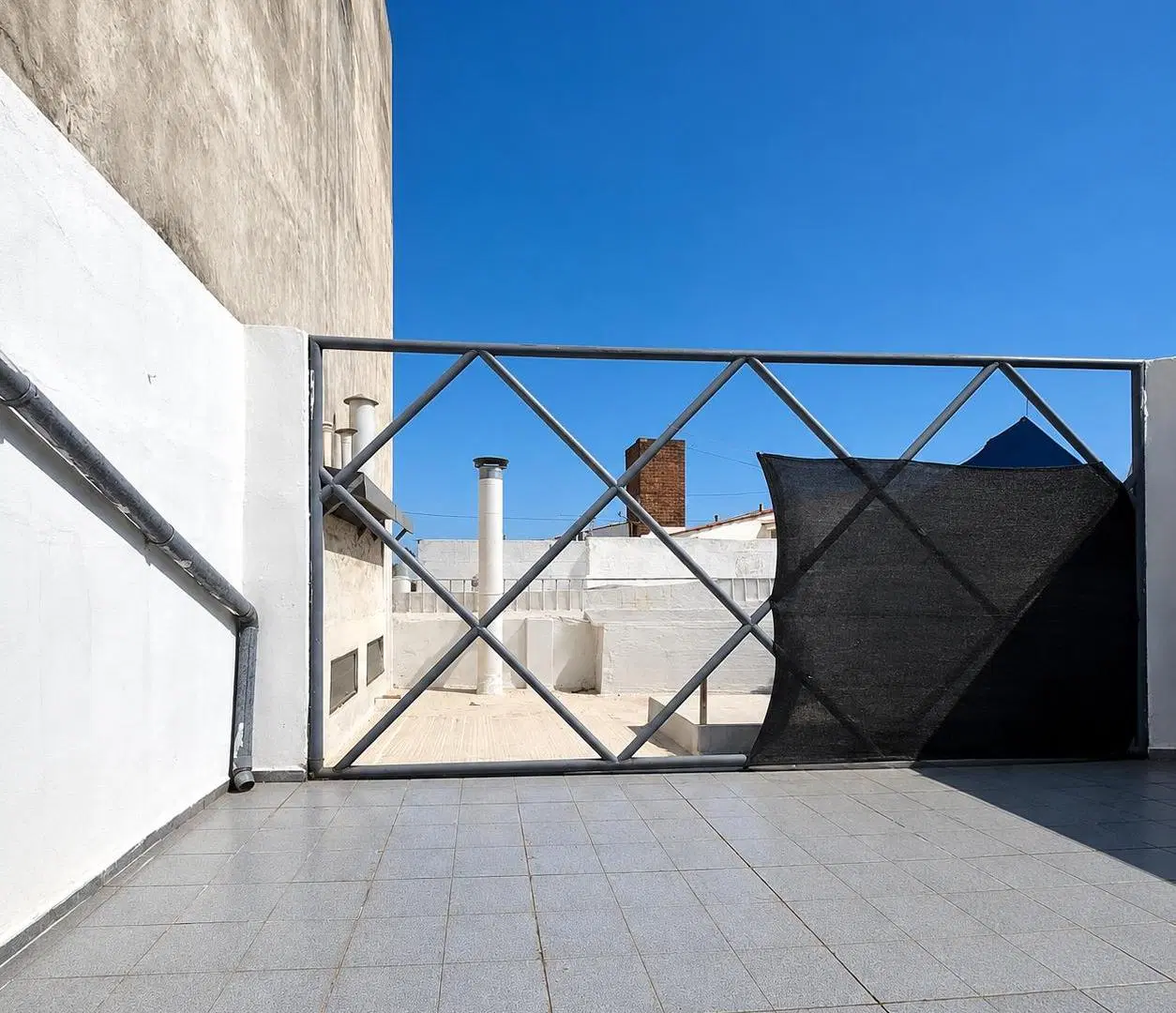 Propiedad Comercial en Alquiler – Av. Rafael Nuñez 3808 5